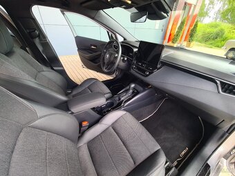 Toyota Corolla TS 2.0 HEV e-CVT Style - 7
