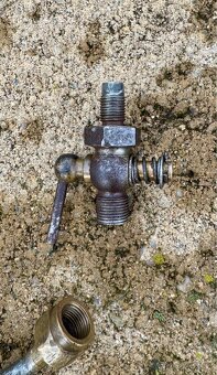 Jawa perak FJ, special, robot - palivový ventil - 7