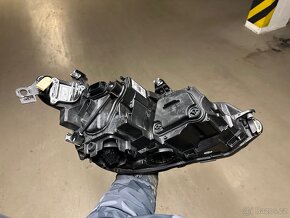 5H1 941 059 P - 7