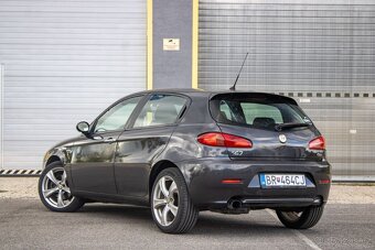 Alfa Romeo 147 1.9 JTD Q2 - 7