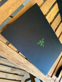 Razer Blade Advanced 2018 (vymena za iPad pro) - 7