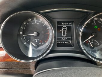 Škoda superb combi 2.0tdi 125kw dsg - 7