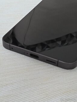 Samsung Galaxy S24+ 12/512 GB Onyx Black - 7