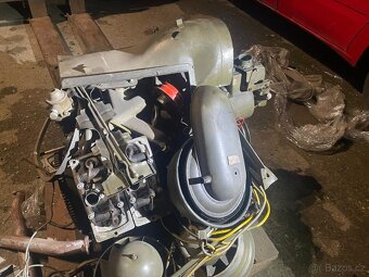 Motor Tatra 603 - 7