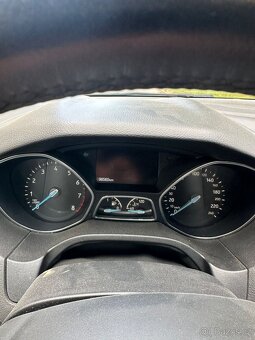Ford Focus 1.0 EcoBoost , nová STK, 74 kW, klimatizacee - 7