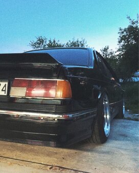 BMW e24 635csi manuál 1985 m technic / packet - 7