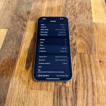 iPhone 15 Pro Max 256GB, pěkný stav, 12 měsíců záruka - 7