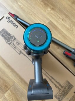 Dyson v15 defect - 7