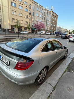 Mercedes-Benz C230 (CL203) - 7