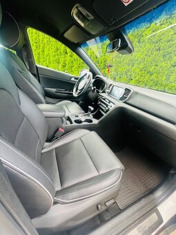 Kia-Sportage, 1.6 GT LINE-4x4 Max.výbava - 7