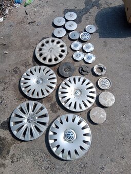 Pokličky na ALU kola a plechové disky - 7