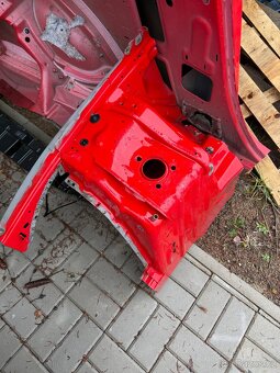 Dodge Challenger - náhradní díly - 7