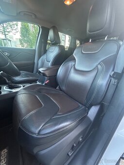 JEEP CHEROKEE 2.0D 125KW 4x4 -LIMITED-AUT-KUŽE-NAVI-TAŽNÉ - 7