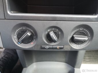 Škoda Fabia Combi 1.2 HTP 47kW Klima - 7