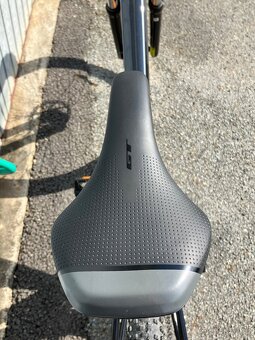 +NOVÉ AMERICKÉ KOLO GT AVALANCHE 29" GUN SPORT S DOKLADY+ - 7