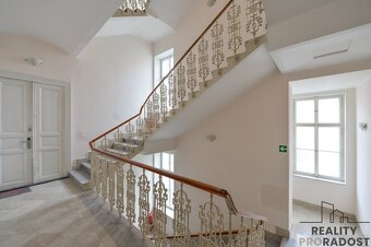 Pronájem bytu 1+1 33 m² Hálkova, Praha - Nové Město - 7