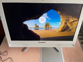 Lenovo IdeaCentre C40-30 Core i3 500Gb / 8Gb ram - 7