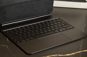 Apple Magic Keyboard pre iPad Pro 13-palcový (M4/M5) - 7