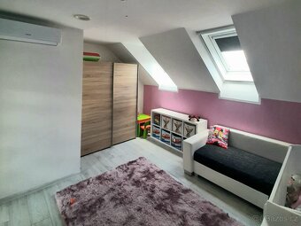 Rodinný dům RD 5+kk + místnost s vířivkou + garáž - 7