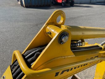 Minibagr Yanmar SV08 rychloupínač 4x lžíce. TOP - 7