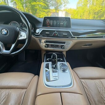 BMW 750d xDrive Limousine, krásné, nové v ČR, 1. majitel - 7