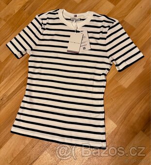 Nové dámské tričko Tommy Hilfiger vel. XS - 7
