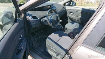 Renault Megane Scenic - 7