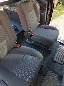 Ford GRAND C MAX - 7