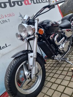 Suzuki VZ 800 Marauder - 7