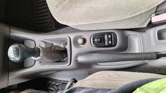 Peugeot 206 1,4 HDI - 7