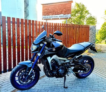Yamaha MT 09 - 7