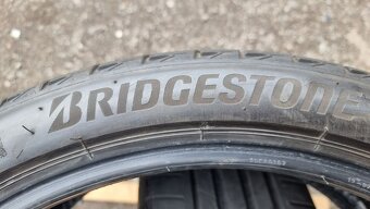 Letní pneumatiky 225/40/19 Bridgestone RFT - 7