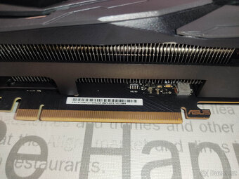 ASUS ROG Strix Gaming OC NVidia RTX 2080 Ti 11GB GDDR6 - 7
