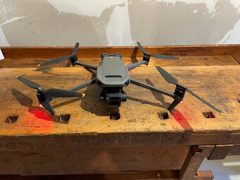 DJI Mavic 3 Fly More Combo (EU) - 4 letové hodiny - 7