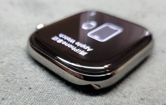 Apple Watch 11, 46 mm Natural Titanium Milanese - 7