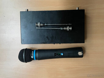 Bedzrátový mikrofonní systém - 7