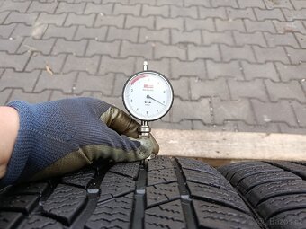 225/45/18 zimní pneu continental runflat - 7