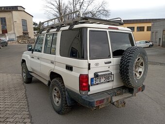Prodám Toyota HZJ - 7