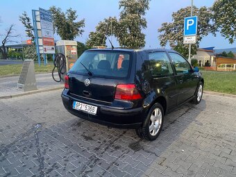 Golf 4 1,6 77kw - 7