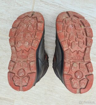 Trekové boty Keen Redwood MID WP, vel.29 - 7
