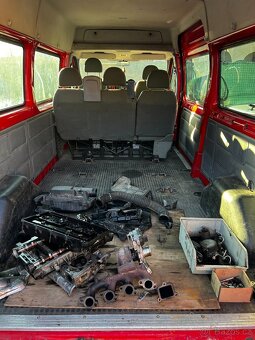 Ford Transit 300L 2.2TDI - díra v bloku - 7