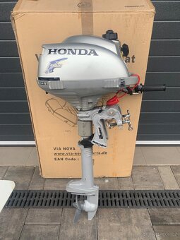 Nafukovací člun s motorem Honda 2,3HP - 7