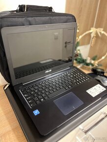 Notebook Asus E502N - 7