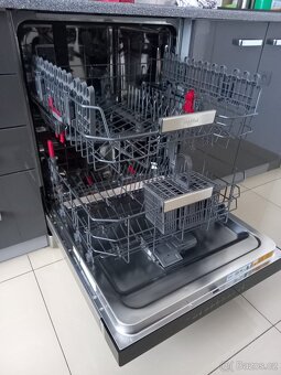 Myčka Whirlpool - 7