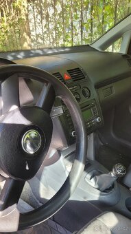 VW TOURAN 1.6 FSI 2005 DÍLY - 7