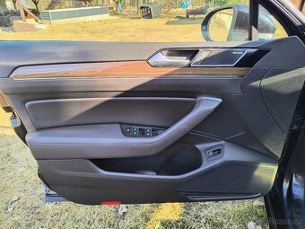 VW Passat b8 Webasto Dynaudio - 7