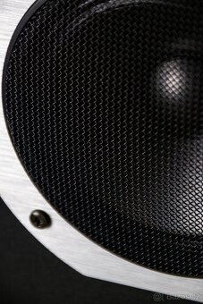 PIONEER HMP-1100 / nejvyšší model v daném období, 32kg - 7