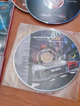 31x CD/DVD (GPU drivers, plné hry) - ASUS, MSI - 7