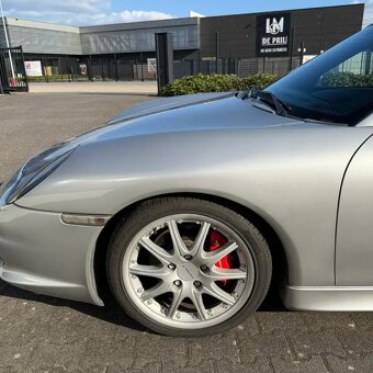 Porsche 996.2 Carrera 3.6L - 7