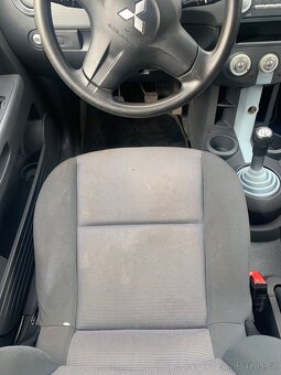 Mitsubishi COLT 2006 - 7